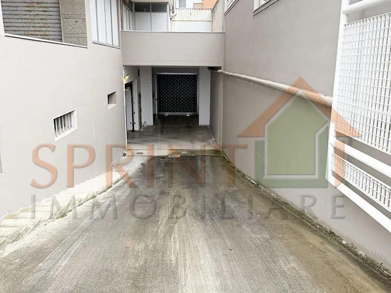 Magazzino in Via Sibilla Bartolomeo, Monopoli, {3} - Foto 1