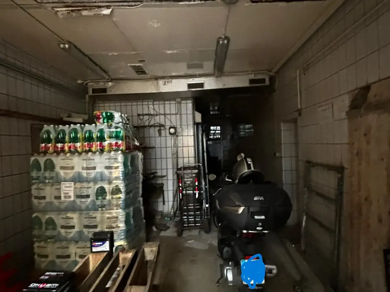 Locale commerciale in Via dei Vergini, Rione Sanità, Municipalità 3, Napoli, Campania, 80137, Italia, Napoli, {3} - Foto 1