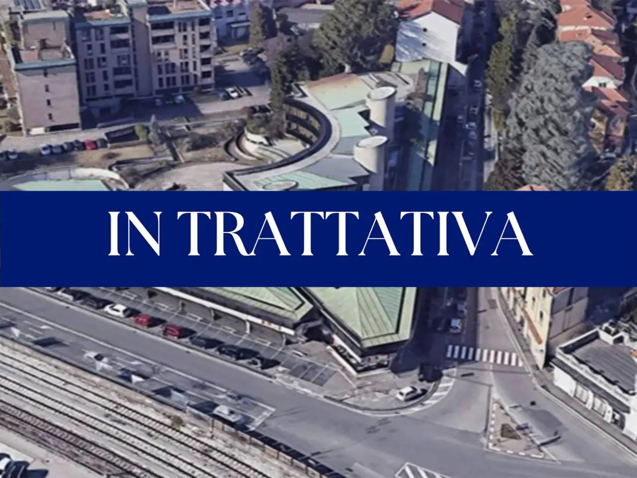 Esercizio commerciale in Via Casula 1, Varese, {3} - Foto 1