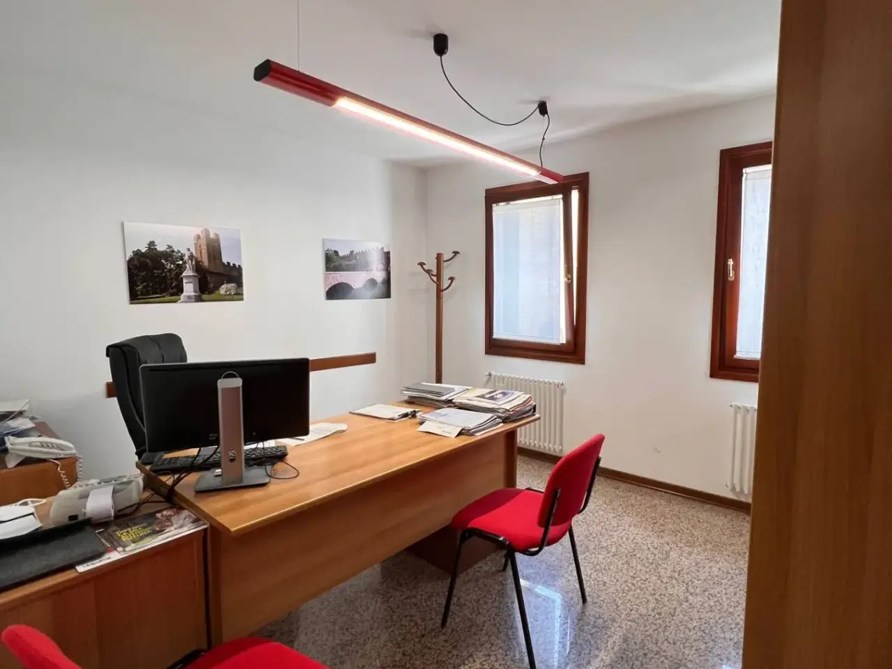 Ufficio in Via Damini 20, Castelfranco Veneto, {3} - Foto 1
