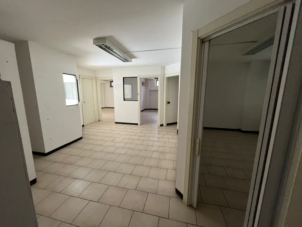 Magazzino in Via San Zeno, Brescia, {3} - Foto 1