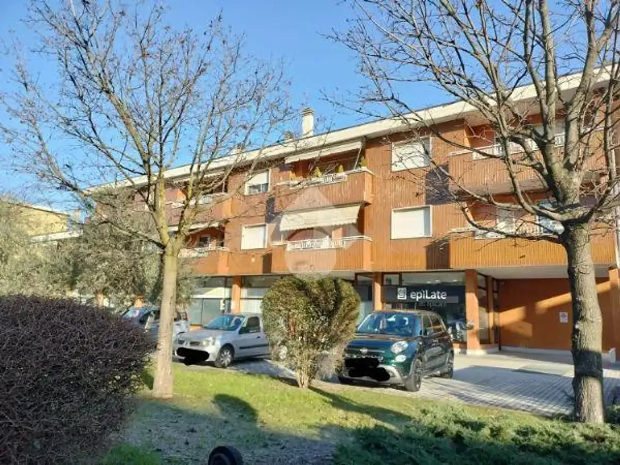 Negozio in Via Panzeri 12, Settimo Milanese, {3} - Foto 1