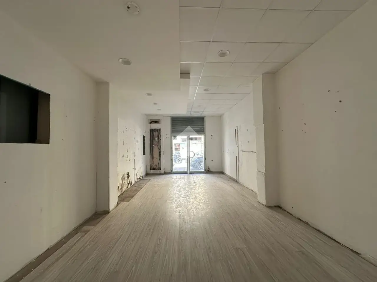 Negozio in Via Aschenez 81, Reggio Calabria, {3} - Foto 2