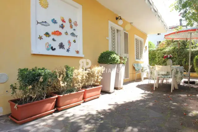 Villa in {3}, Viale Nino Bixio - Foto 1