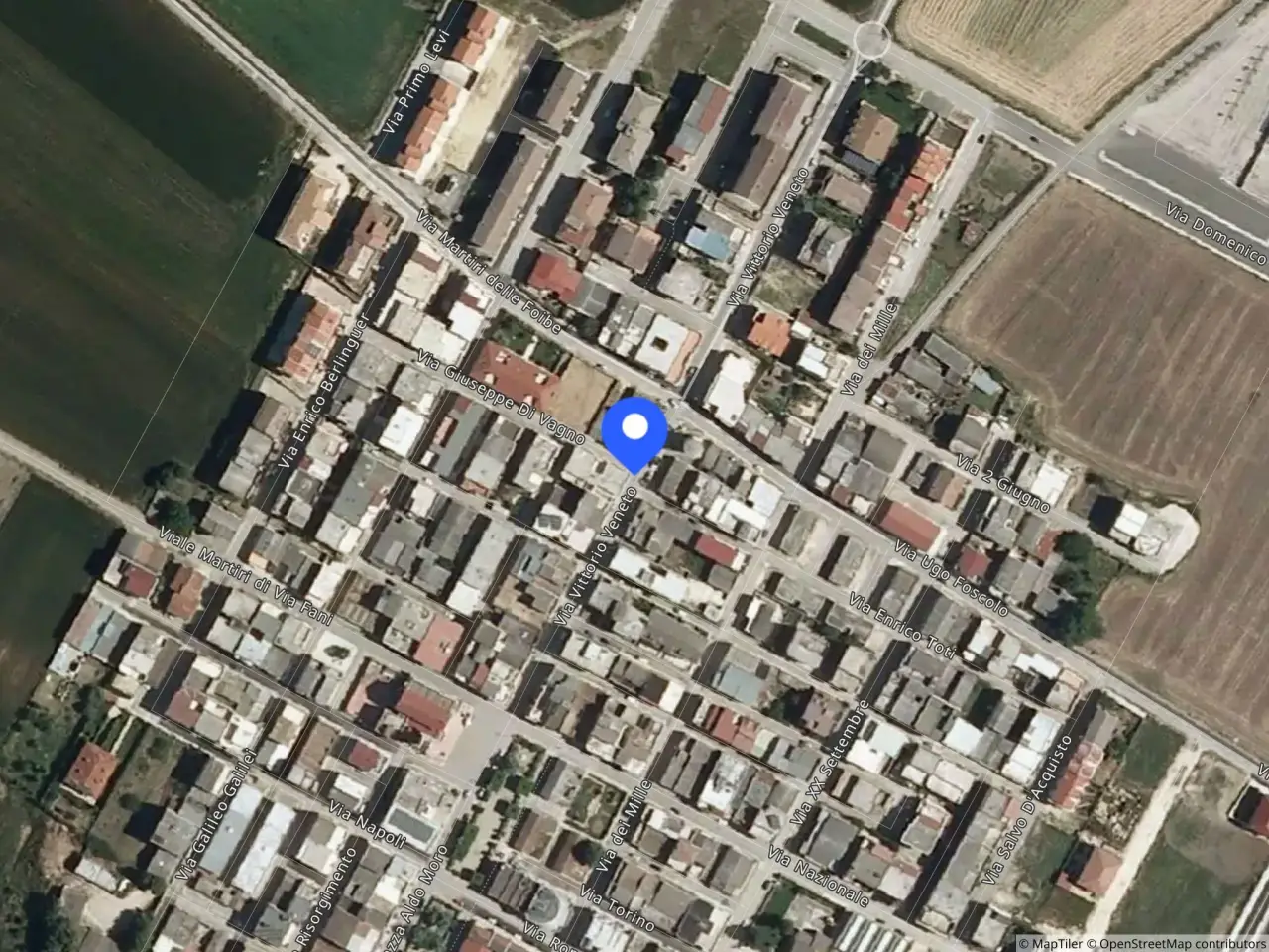 Negozio in Via Vittorio Veneto - Via Enrico Toti, Poggiorsini, {3} - Foto 2