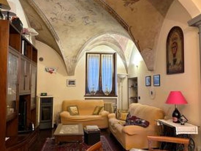 4-room flat in Via Zandonini, Rovato - Photo 1