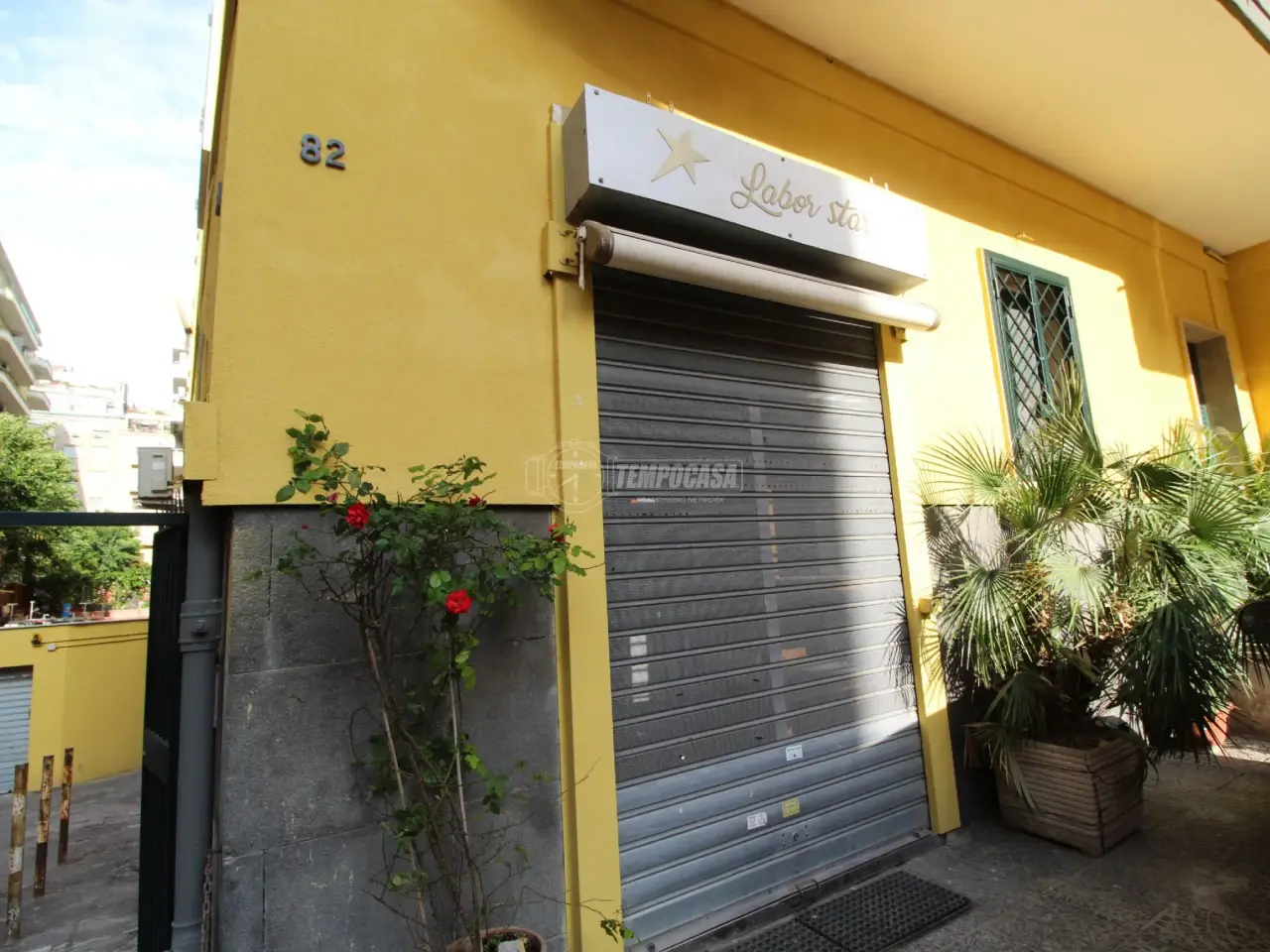 Negozio in Via San Pasquale a Chiaia, Napoli, {3} - Foto 1