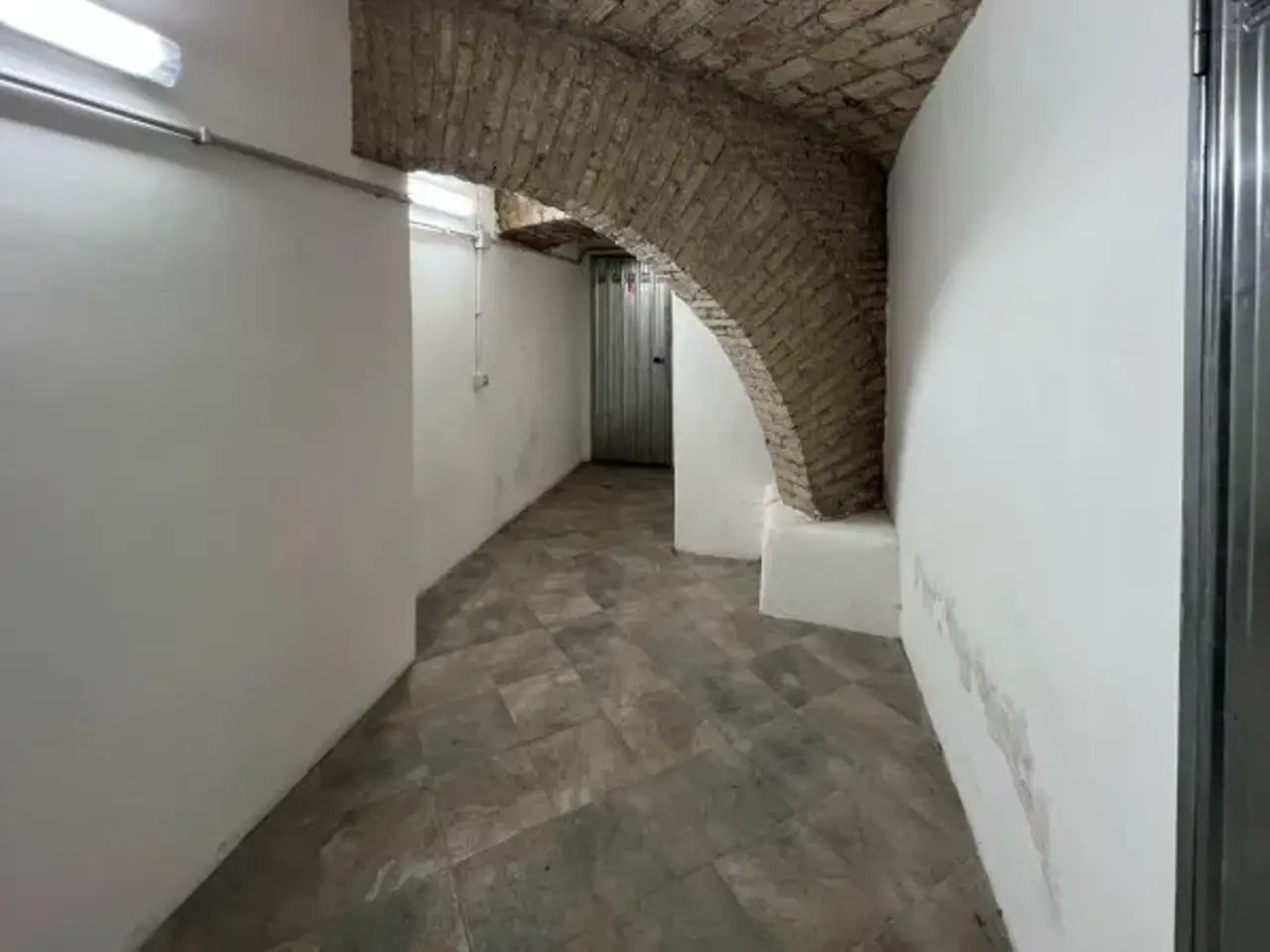 Magazzino in Piazza del Risorgimento 14, Roma, {3} - Foto 1
