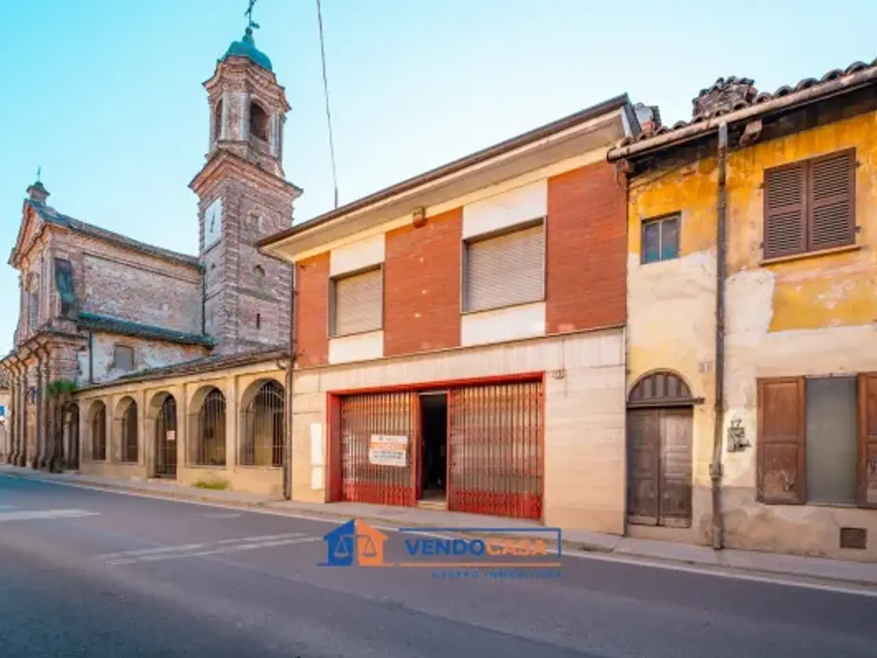 Negozio in Via Giovanni Battista Michelini 15, Savigliano, {3} - Foto 1