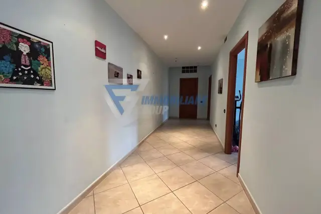 insertion image