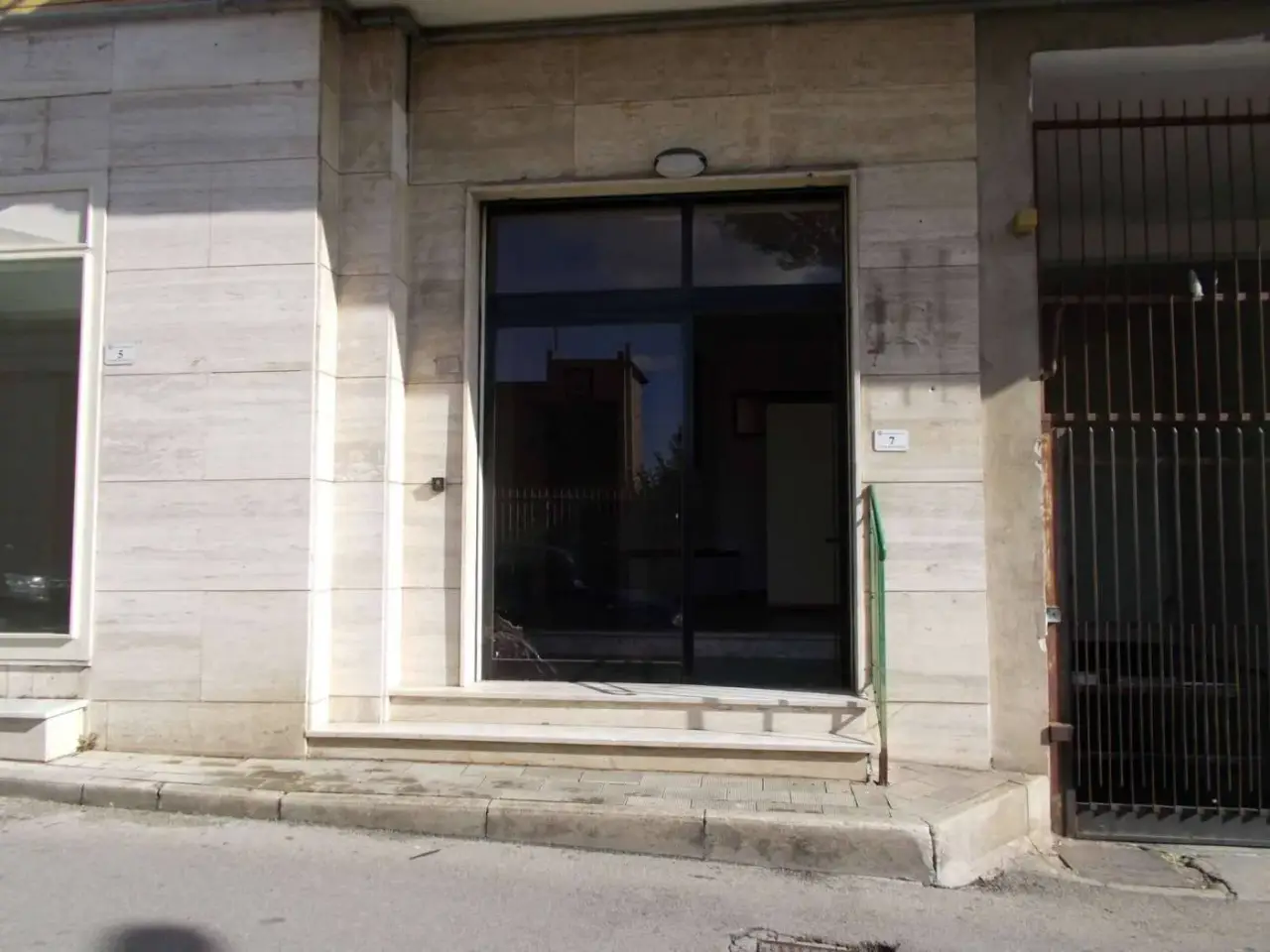 Locale commerciale in , Santa Maria A Vico, {3} - Foto 1