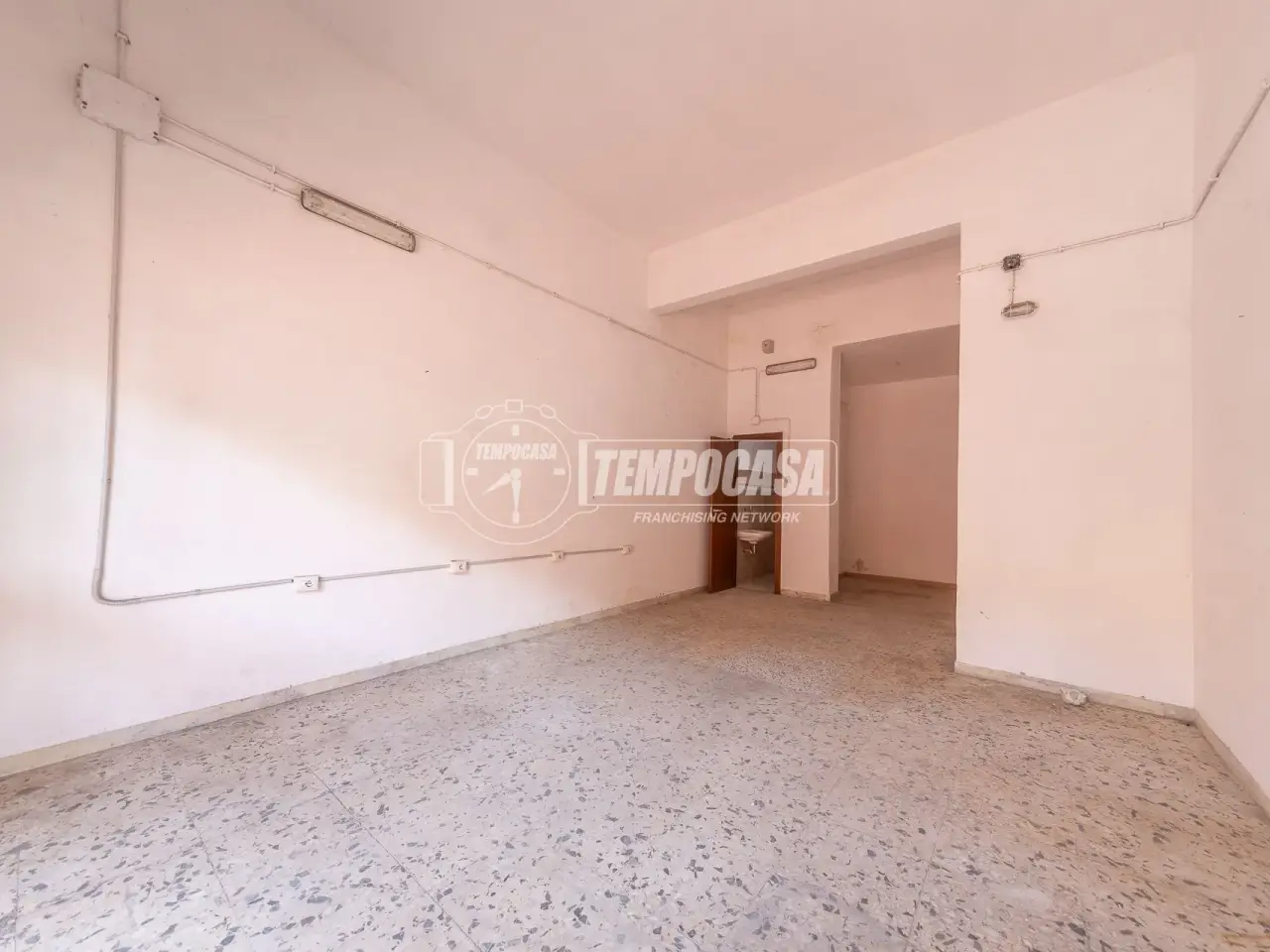 Negozio in Via dei Quintili 54, Roma, {3} - Foto 1