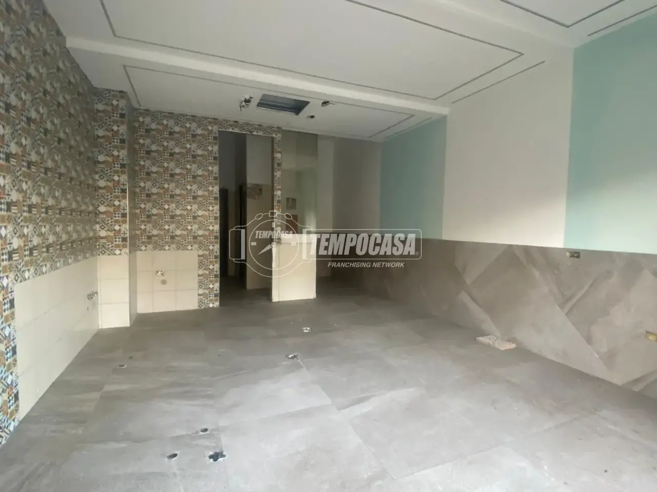 Magazzino in Via Aldo Moro, Soverato, {3} - Foto 1