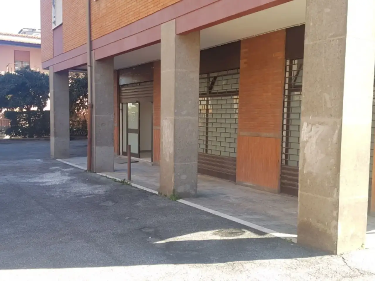 Negozio in Via Afro Tondelli, Ciampino, {3} - Foto 1