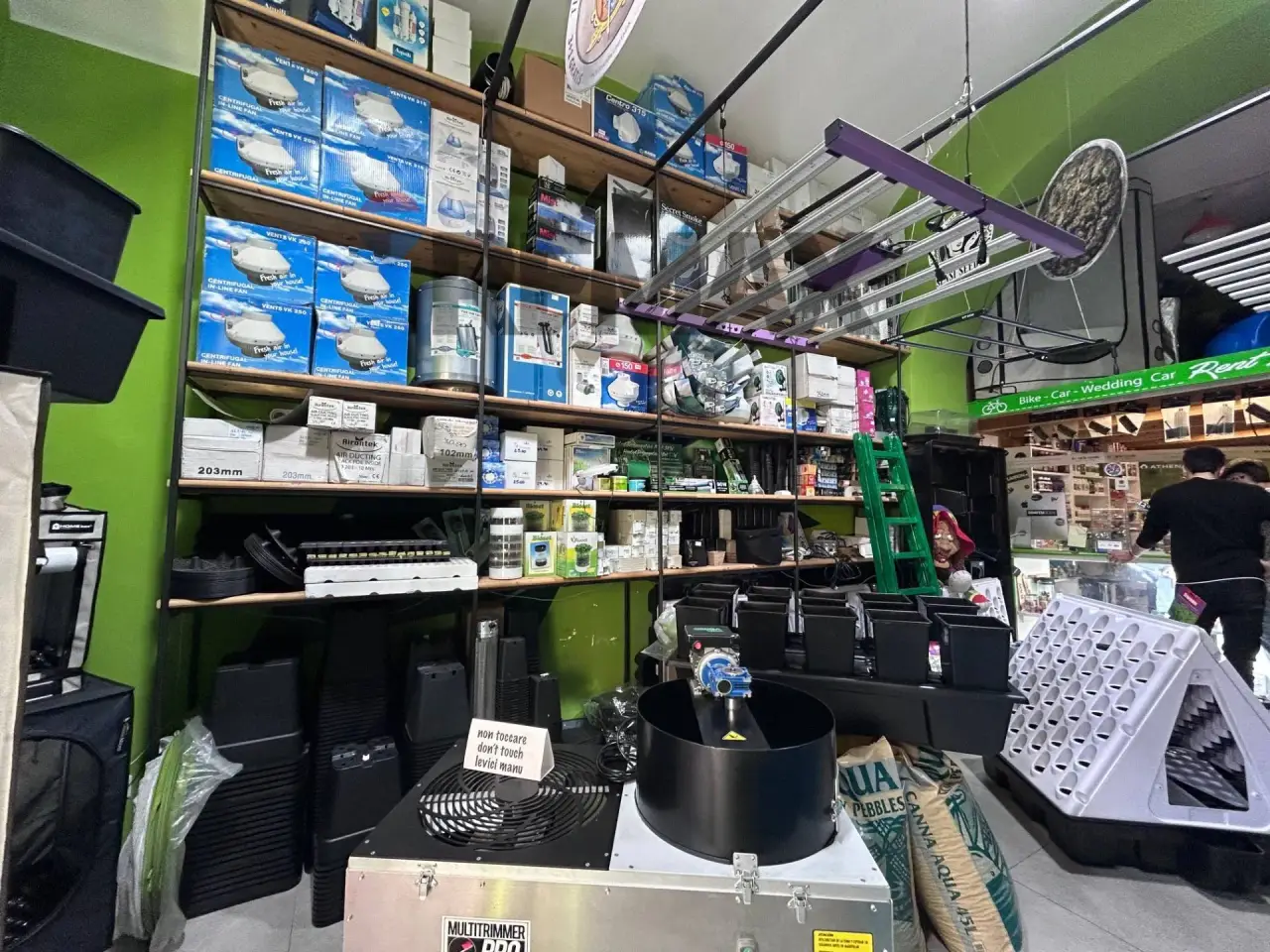 Esercizio commerciale in Via Vittorio Emanuele II, Catania, {3} - Foto 2