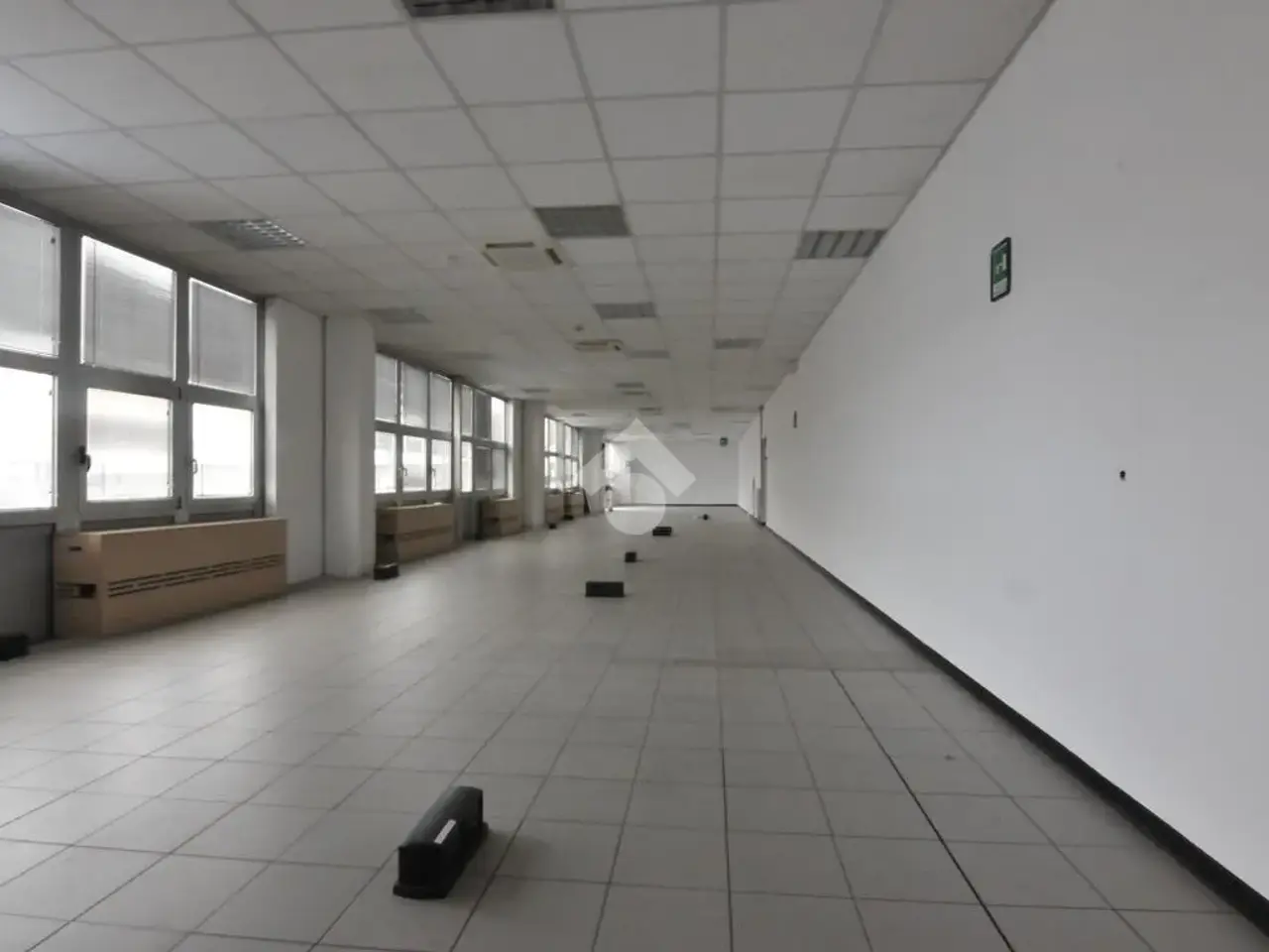 Ufficio in Via G. di Vittorio 21, Castel Maggiore, {3} - Foto 2