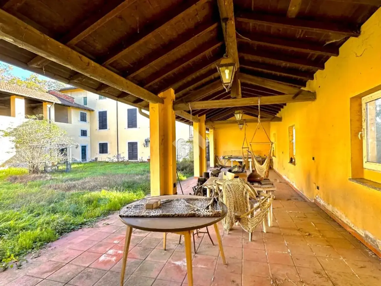 Palazzina commerciale in S.S. 94 Bis dei Giovi, Novi Ligure, {3} - Foto 1
