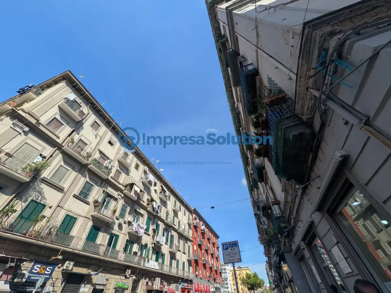Negozio in Via Parma, Napoli, {3} - Foto 2
