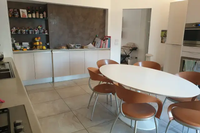 Vierzimmerwohnung in Via Mellana 11, Casale Monferrato - Foto 1