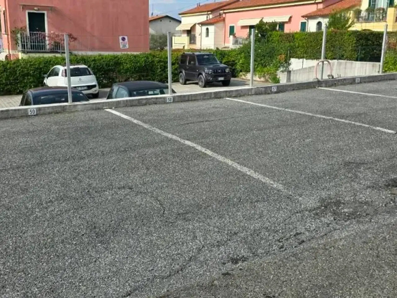 Parcheggio chiuso in , Santo Stefano Di Magra, {3} - Foto 1