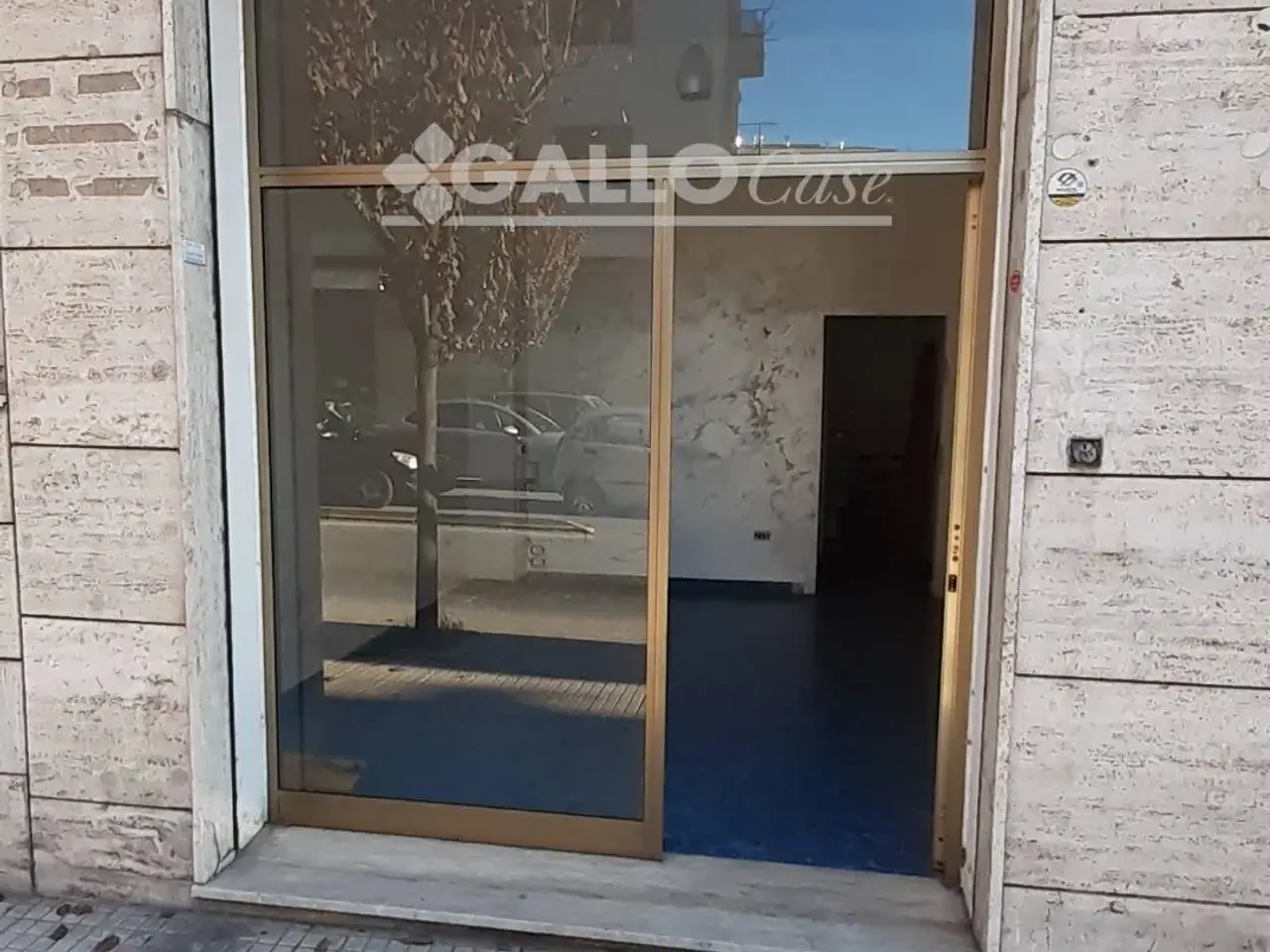 Negozio in Via Pasquale Rossi, 10, Cosenza, Cosenza, {3} - Foto 2