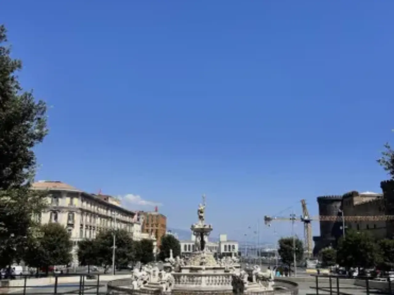 Negozio in Via Giuseppe Pisanelli, Napoli, {3} - Foto 1
