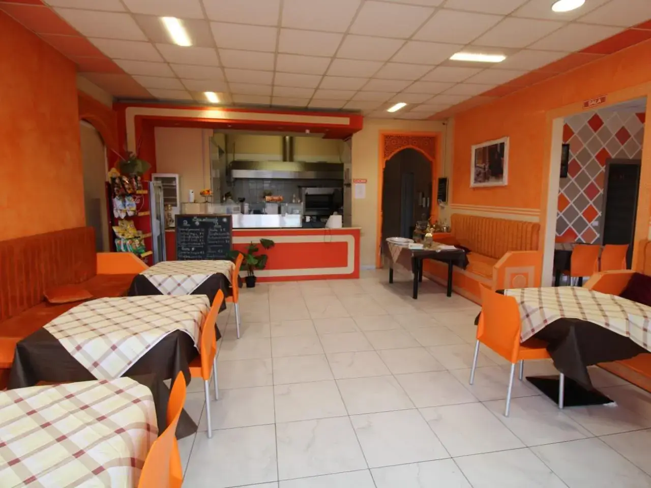 Capannone in , Pontedera, {3} - Foto 1