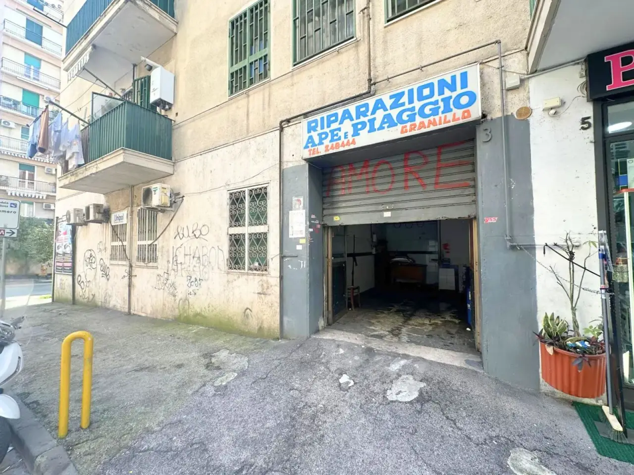 Negozio in Via Raffaele Stasi 3, Napoli, {3} - Foto 2