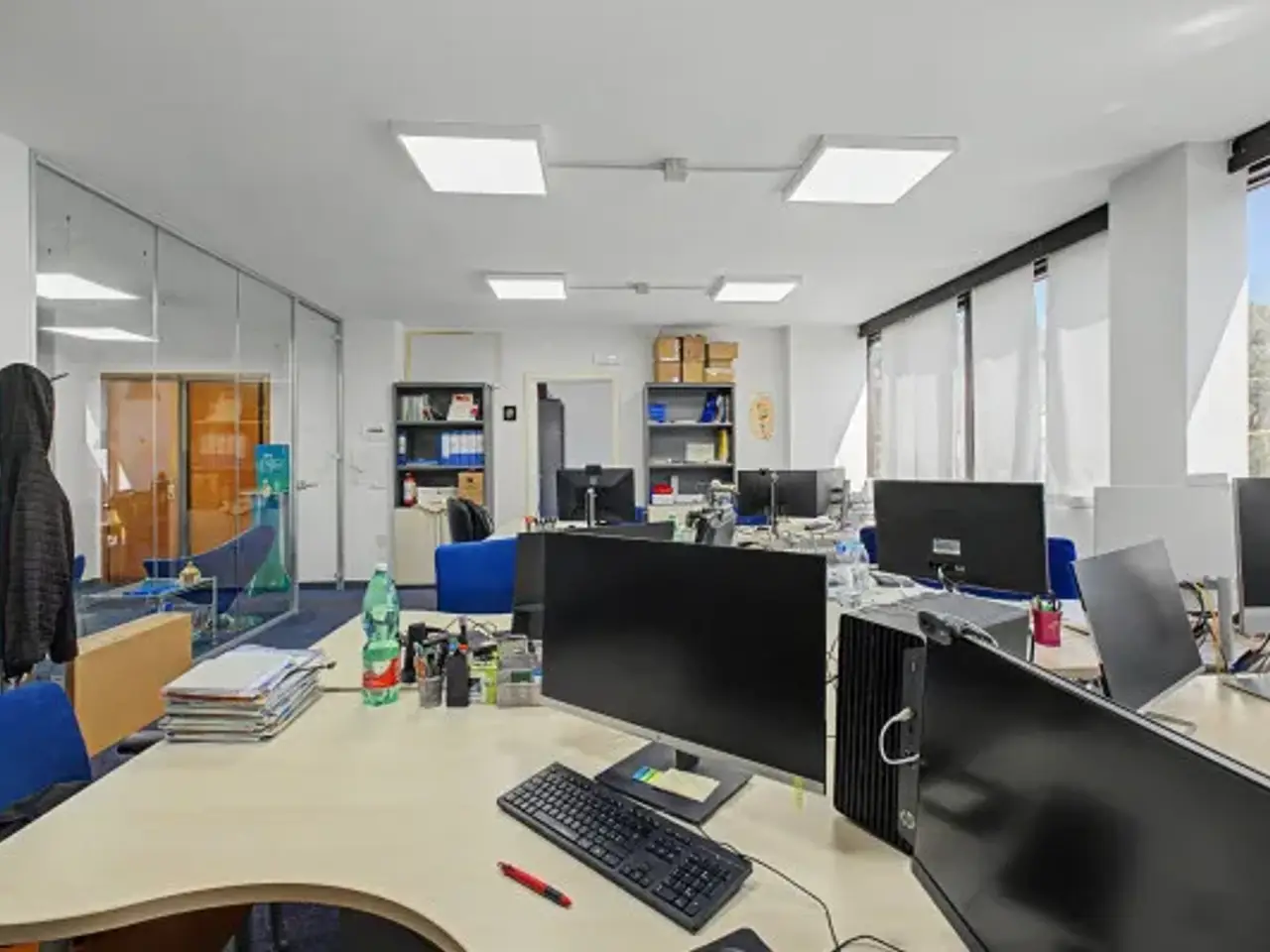 Ufficio in Viale Palmiro Togliatti 1651, Roma, {3} - Foto 1