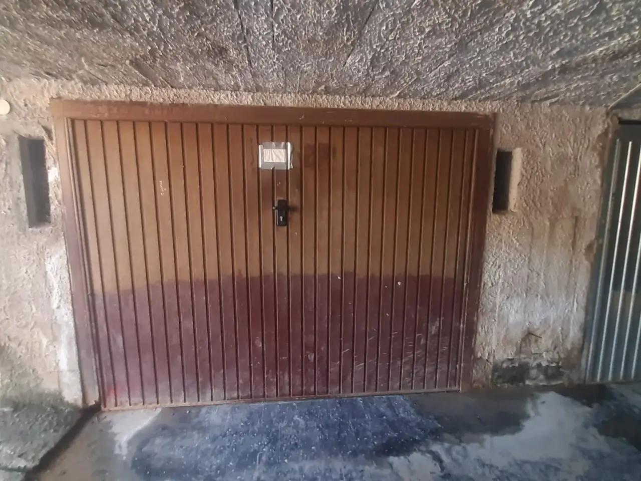 Parcheggio chiuso in Agropoli, Salerno, Campania, Italia, Agropoli, {3} - Foto 1