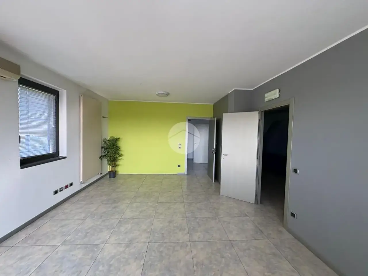 Ufficio in Via Provinciale, Lallio, {3} - Foto 2