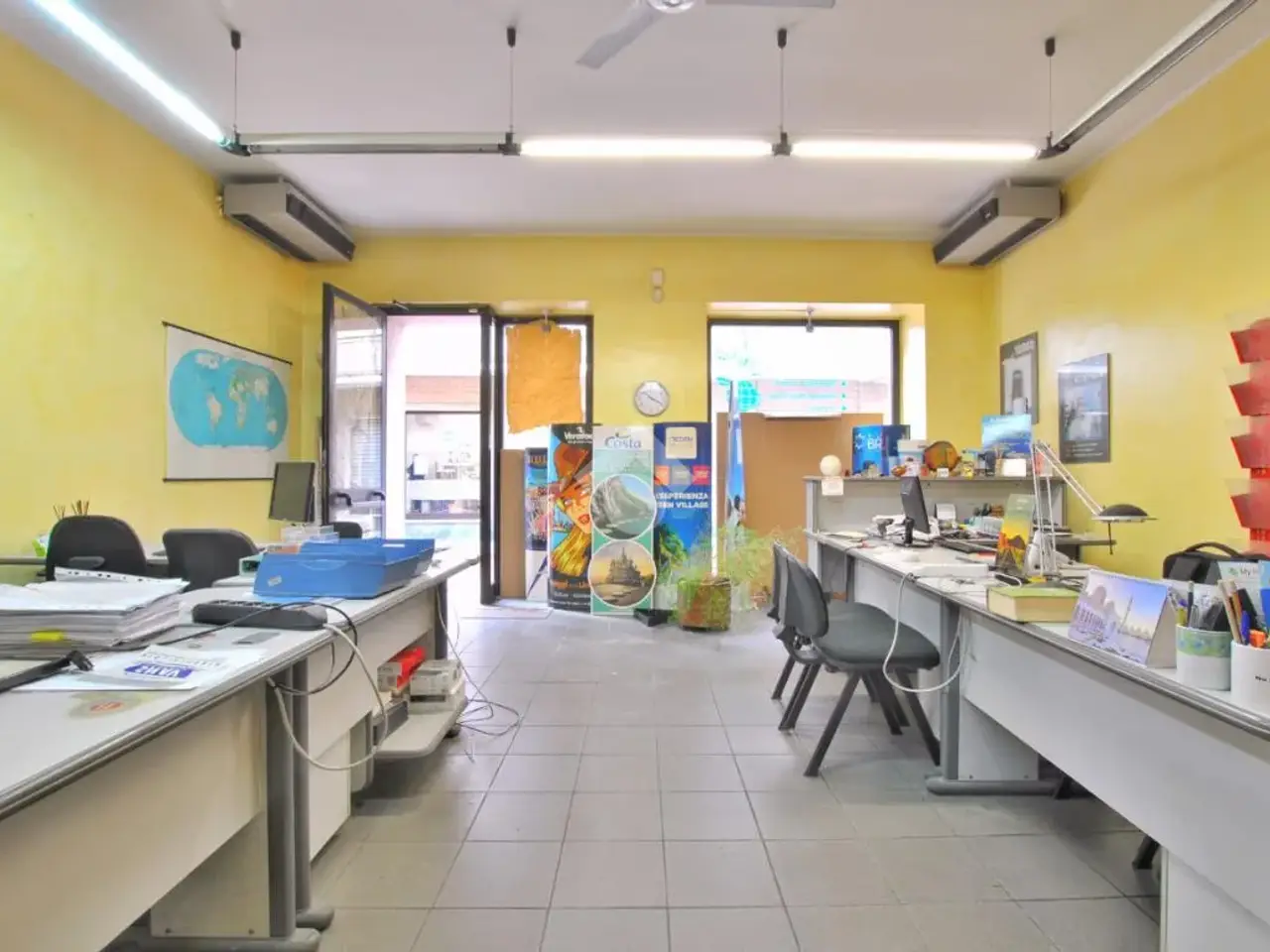 Negozio in Corso Nuova Italia 84, Santhia', {3} - Foto 2