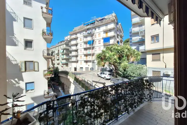 3-room flat in Via Salvatore Calenda 90, Salerno - Photo 1