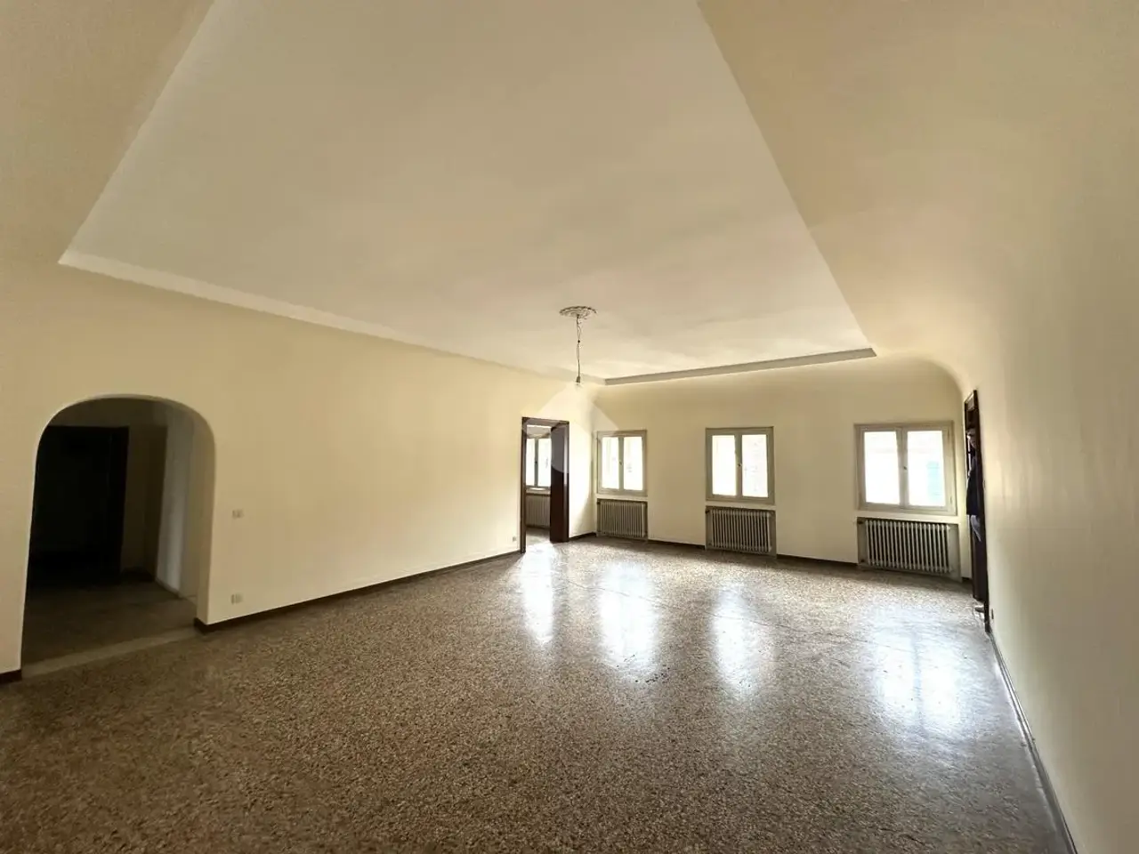 Ufficio in Via Garibaldi 16, Castelfranco Veneto, {3} - Foto 2