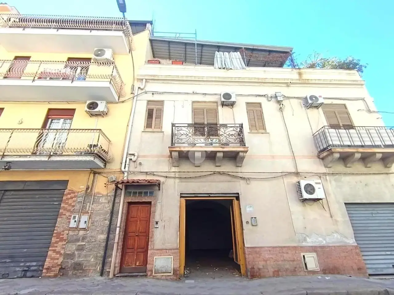 Magazzino in Via Vittorio Emanuele 114, Capaci, {3} - Foto 1