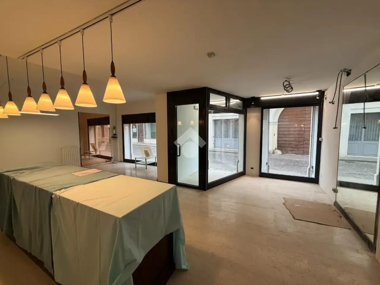 Negozio in Via Trieste 89, Thiene, {3} - Foto 1