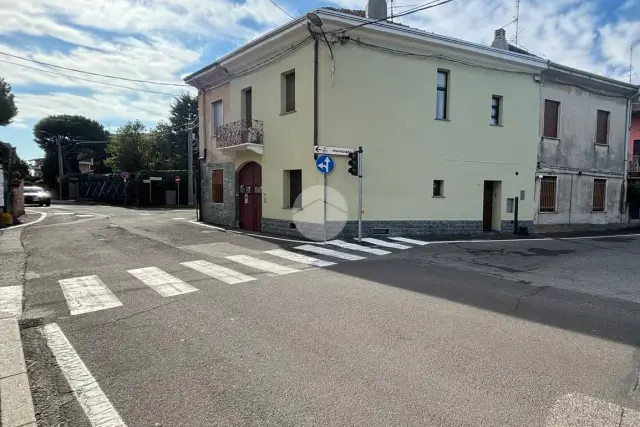 Quadrilocale in Via Pietro Madonini 1, Uboldo - Foto 1