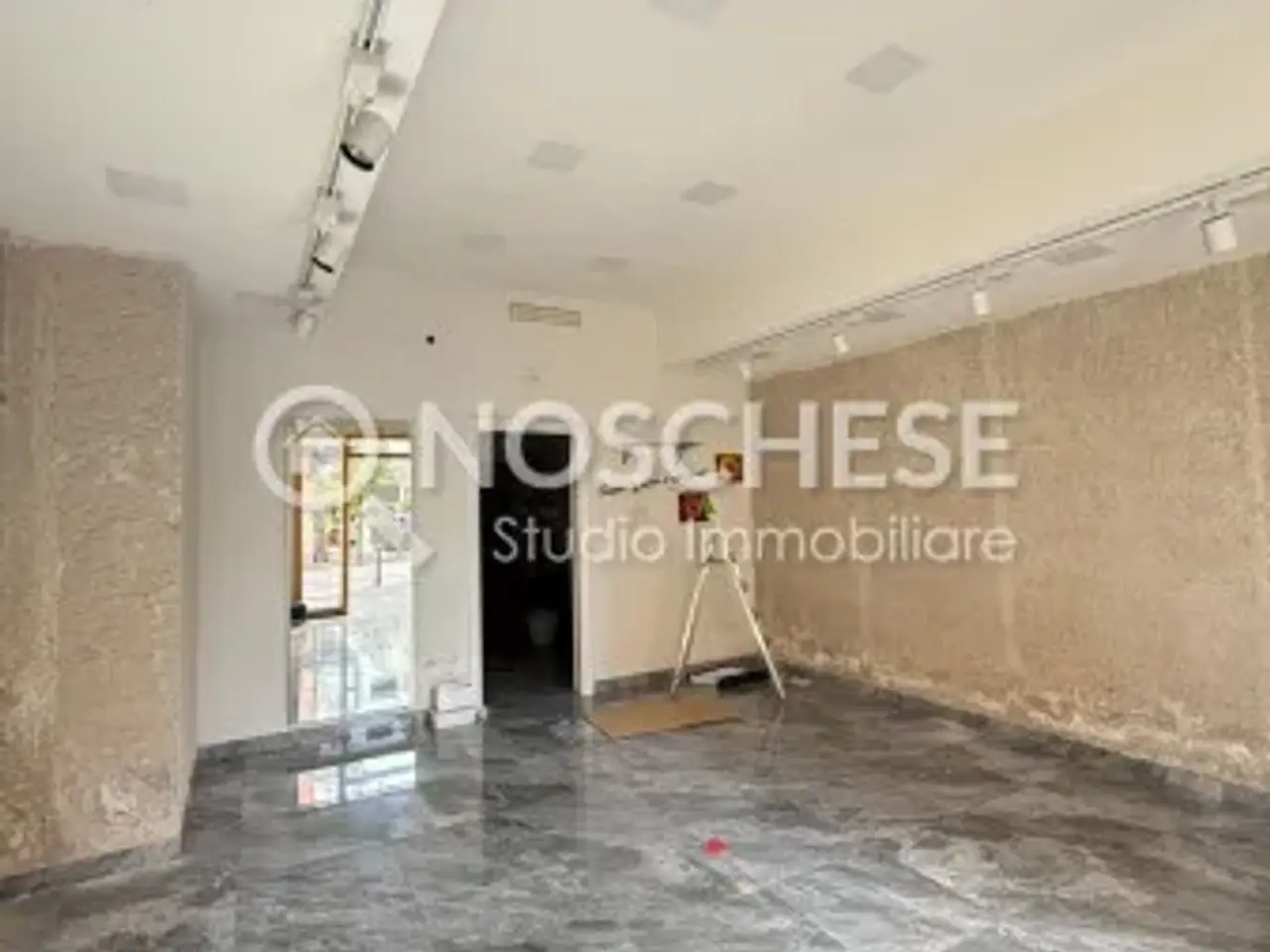 Negozio in Corso Italia 65, Pontecagnano Faiano, {3} - Foto 2