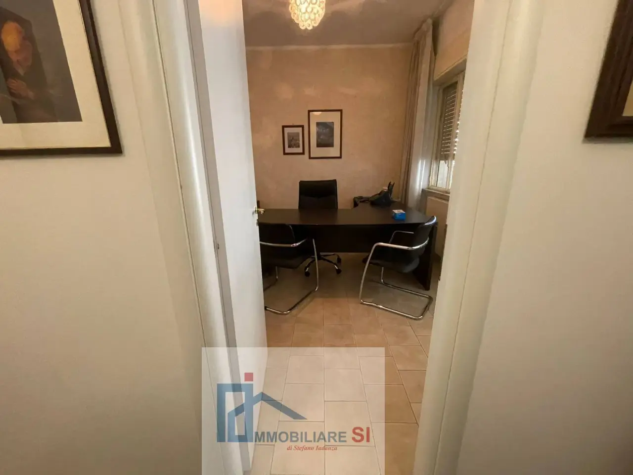 Ufficio in Viale Atlantici, Benevento, {3} - Foto 2