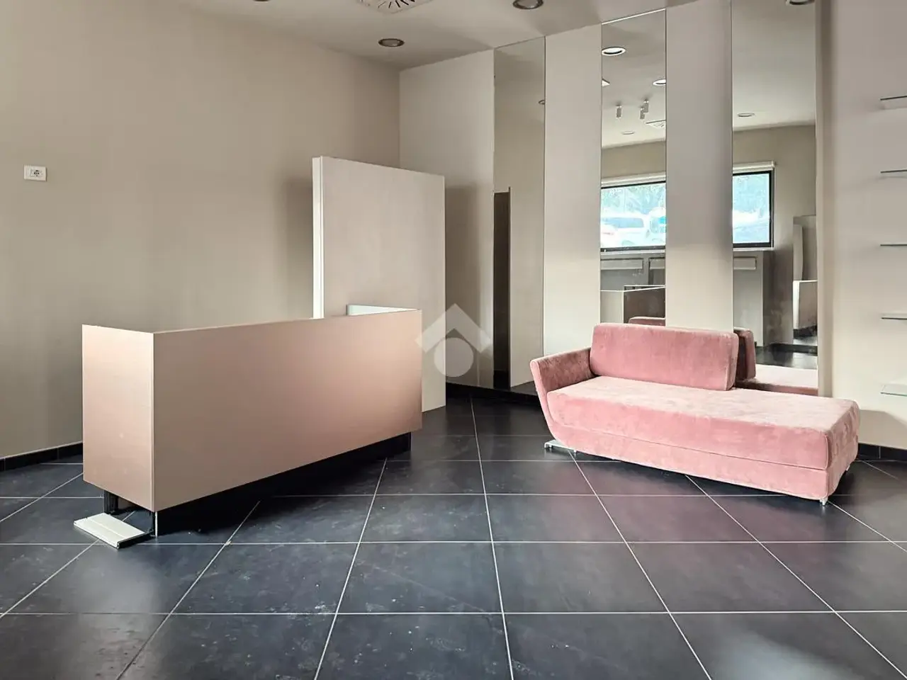 Negozio in Via Clemente XII 1, San Marino, {3} - Foto 1