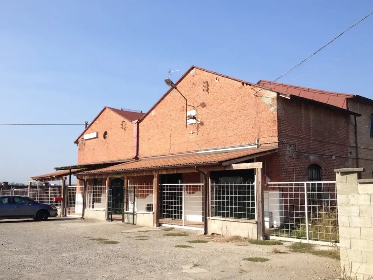 Negozio in 7, Strada dei Due Ponti, Ponte Nuovo, Villanova sull'Arda, Piacenza, Emilia-Romagna, 43011, Italia, Villanova Sull'Arda, {3} - Foto 1