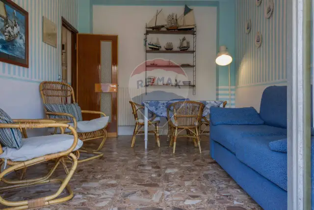 3-room flat in Via Leonardo da Vinci 184, Alassio - Photo 1