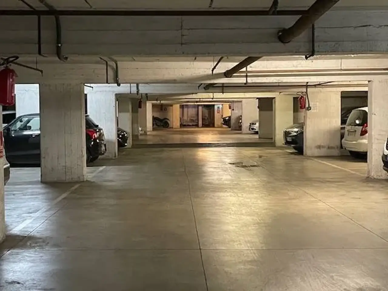 Parcheggio chiuso in Via Cesare Lombroso, Firenze, {3} - Foto 1