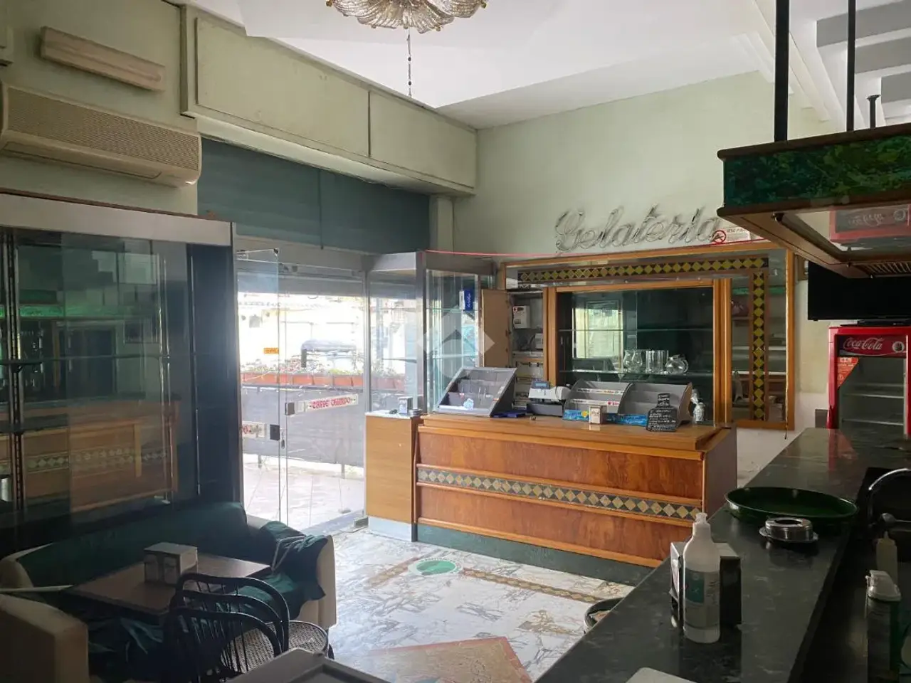Negozio in Via Alfonso Artiaco 27, Pozzuoli, {3} - Foto 2