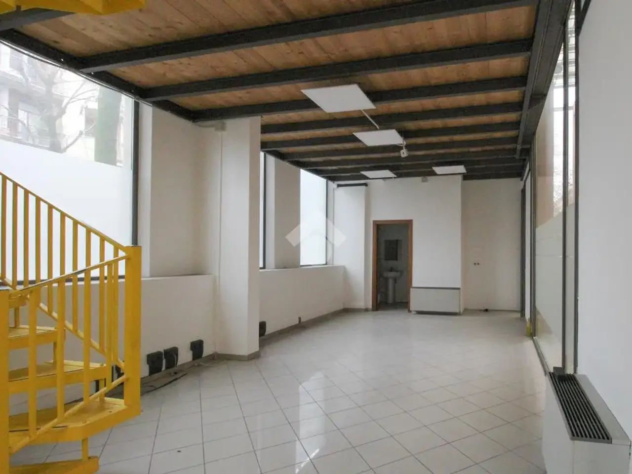 Ufficio in Viale XX Settembre, Sassuolo, {3} - Foto 1