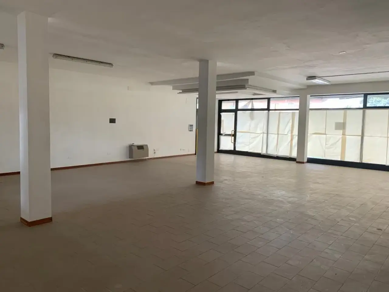 Esercizio commerciale in , Torrita Di Siena, {3} - Foto 1