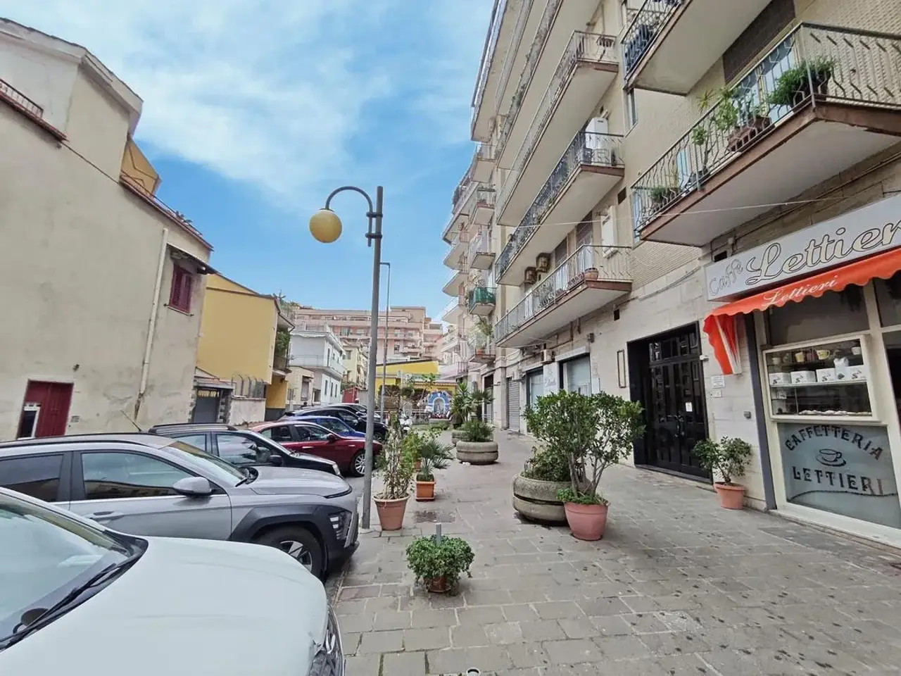 Negozio in Via Catello Marano 12, Castellammare Di Stabia, {3} - Foto 1