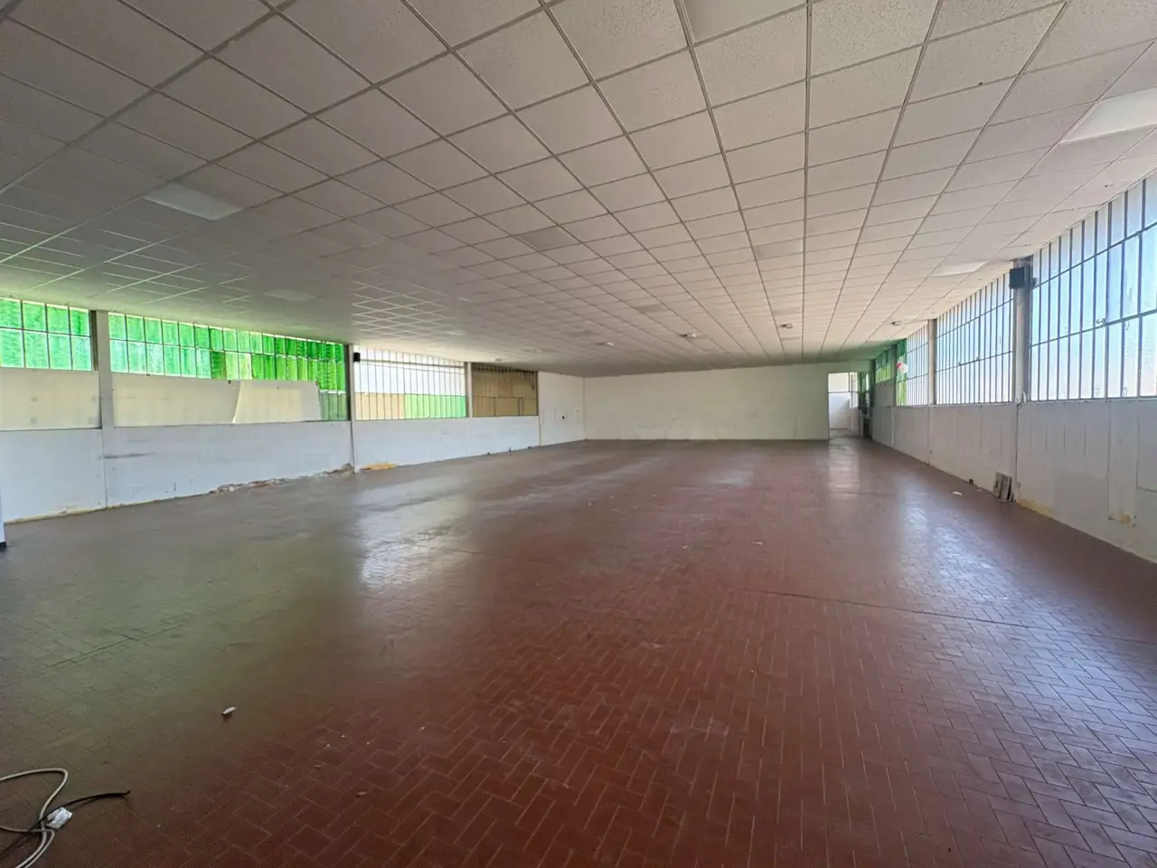 Capannone in , Pinerolo, {3} - Foto 1
