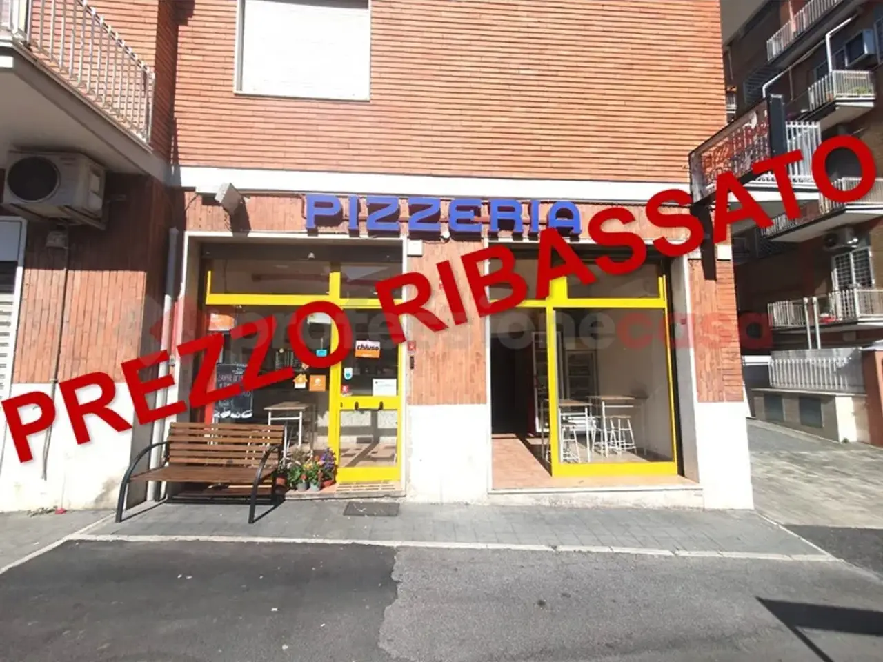 Esercizio commerciale in Via Carlo Piancastelli 7c, Roma, {3} - Foto 1