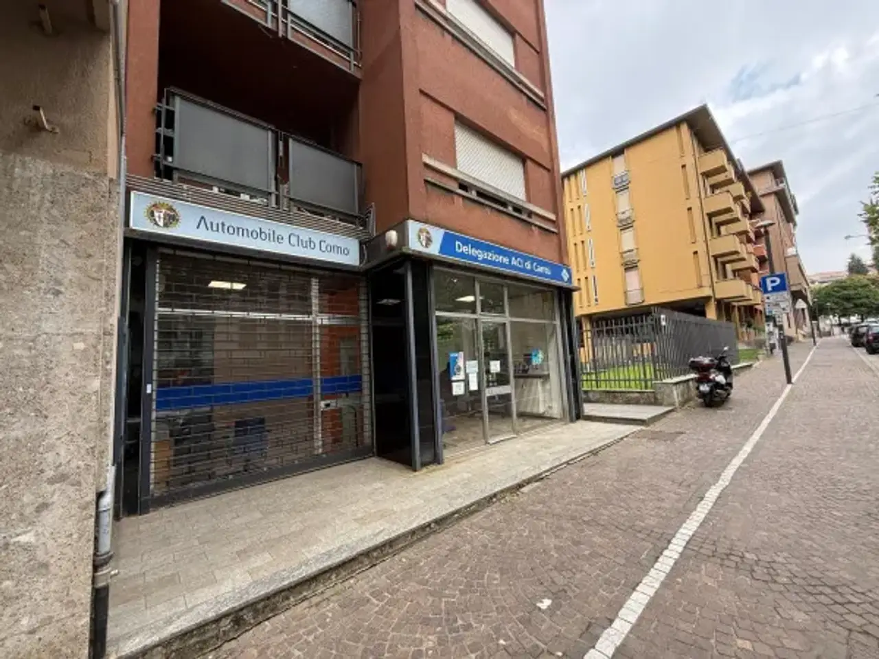 Negozio in Via alla Madonna 6/a, Cantu', {3} - Foto 1